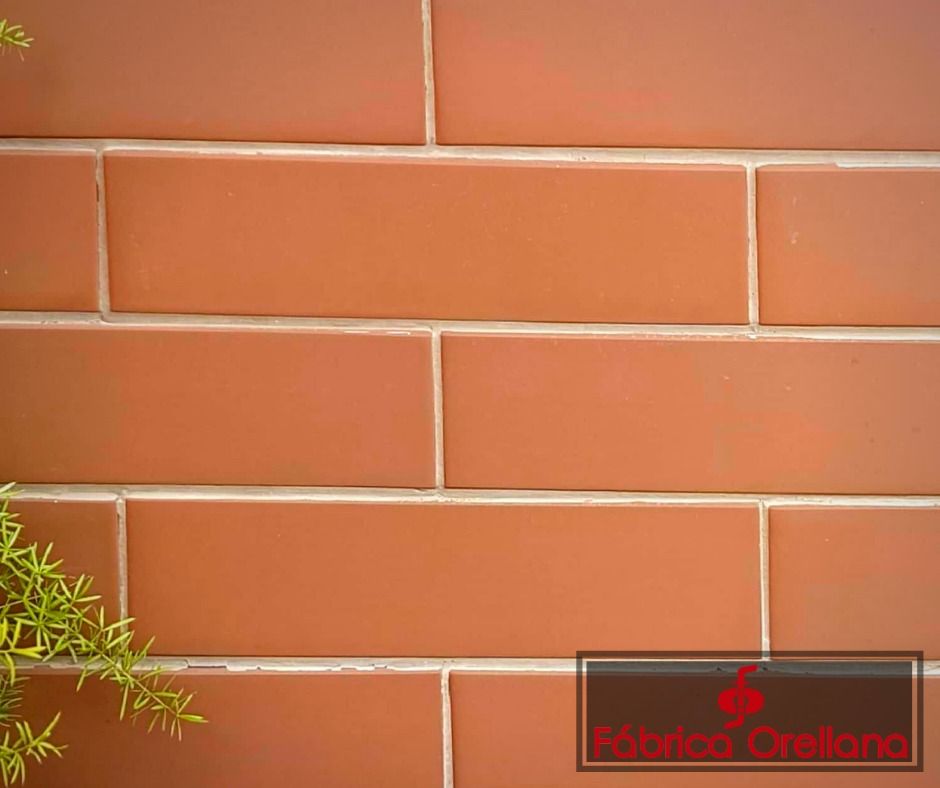 PLAQUETA DOLMEN 7,5X30 ROJO LISO
